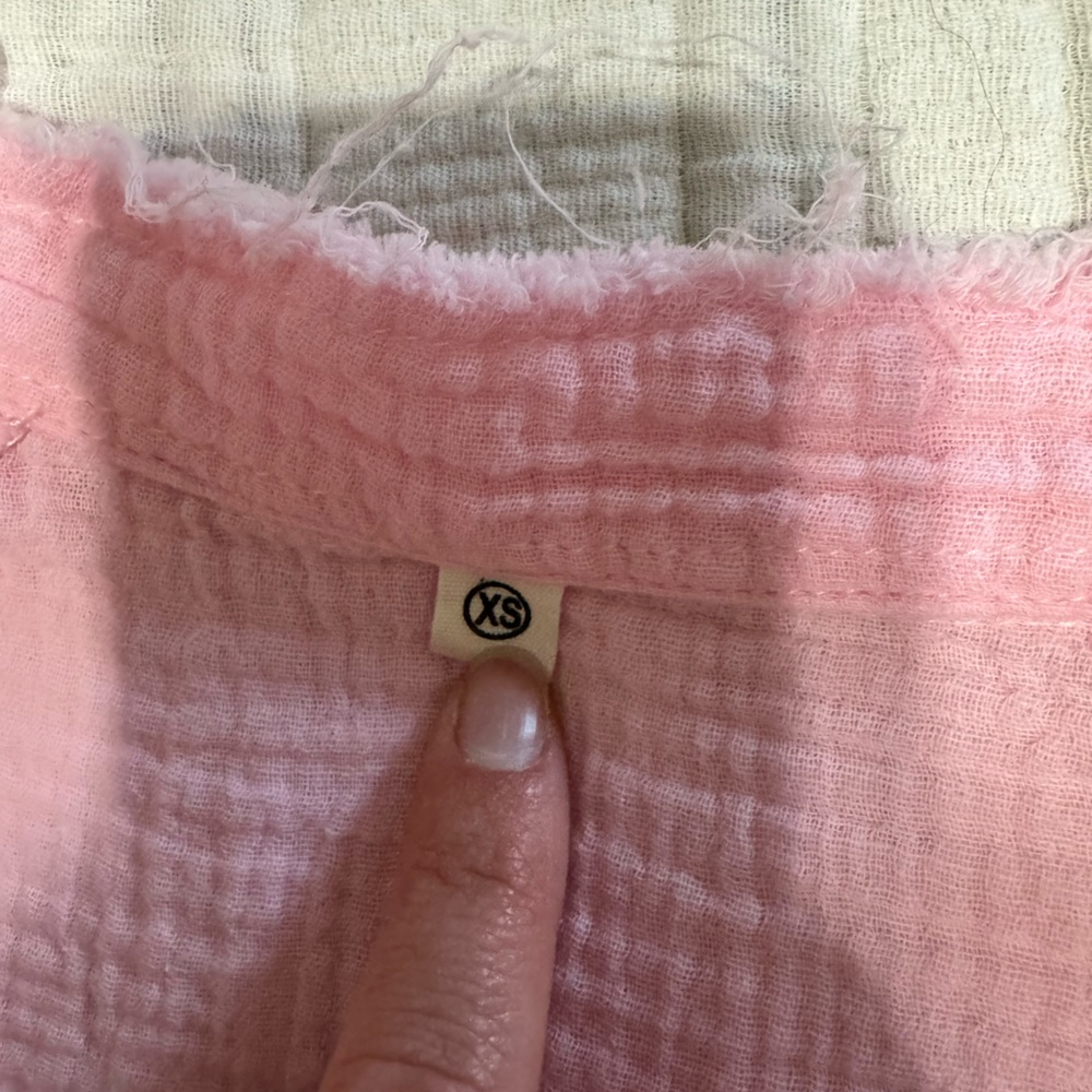 Women’s button up - Picture 3 of 3